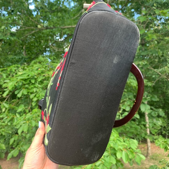 Y2K Vintage Floral Embroidered Bag - Picture 14 of 14